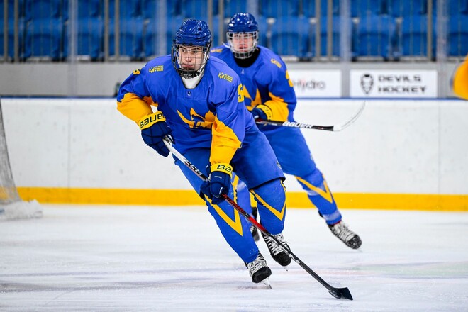 ЧС з хокею U18. Микола Косарєв – найкращий захисник турніру