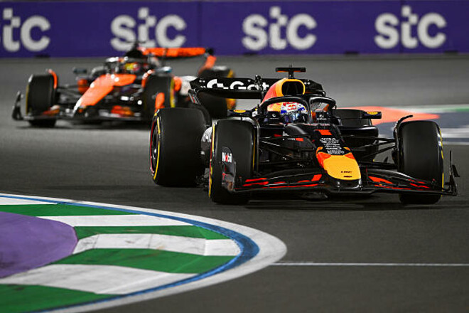 «Мне это нравится». Ферстаппен похвалил конкурента в борьбе за титул