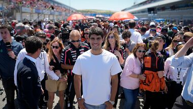 Алькарас побывал на Гран-при Испании MotoGP