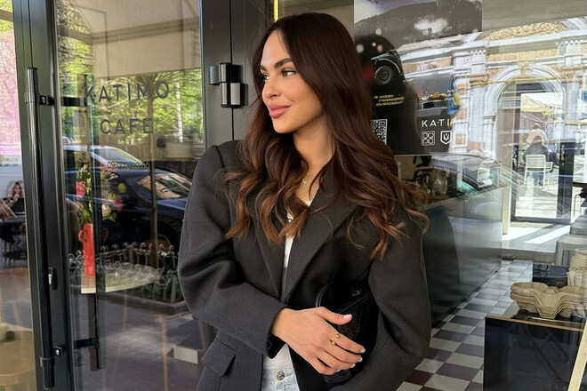 ФОТО. Як дочка Шацьких підтримувала Шапаренка на матчі Шахтар - Динамо