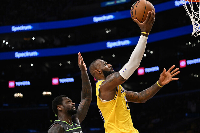 Миннесота одержала четвертую победу над Лейкерс. Сезон для Лэня завершился