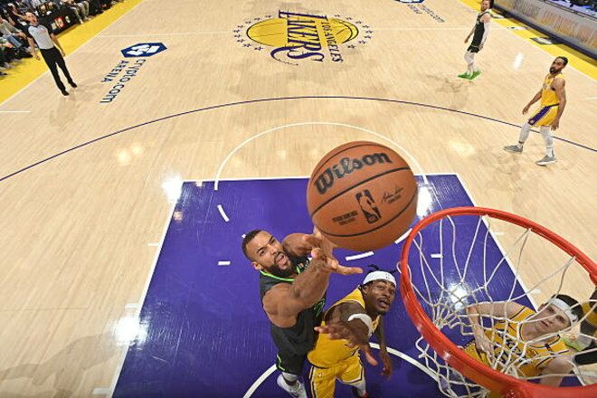 Перший після Данкана. Хто цей баскетболіст?