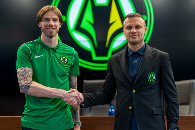 ОФІЦІЙНО. Полісся продовжило контракт воротаря першої команди