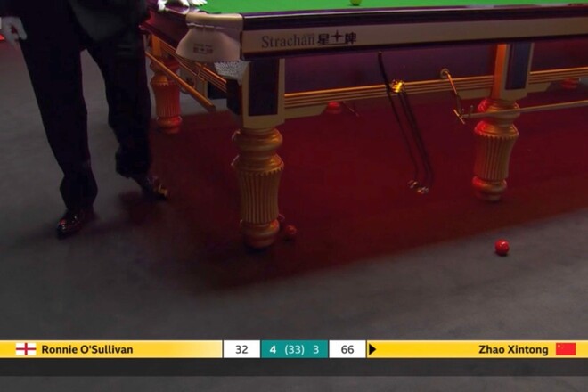 Курьез в Крусибле: порвало лузу! У Ронни и Чжао – ничья после первой сессии