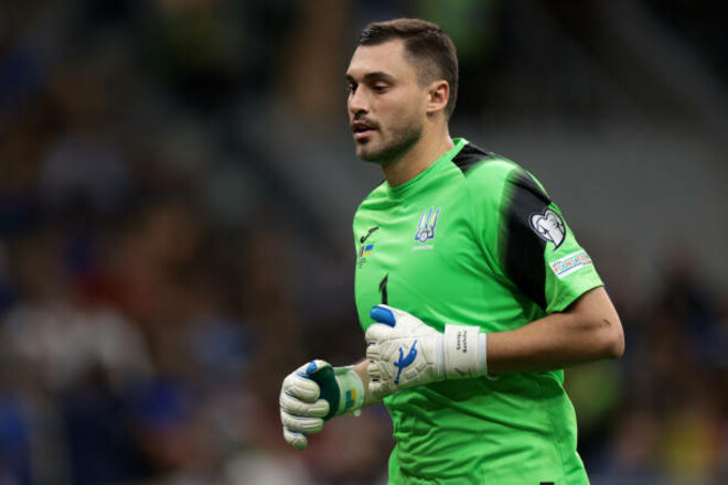 Повернення Бущана. Стартові склади на матч Аль-Фатех – Аль-Шабаб