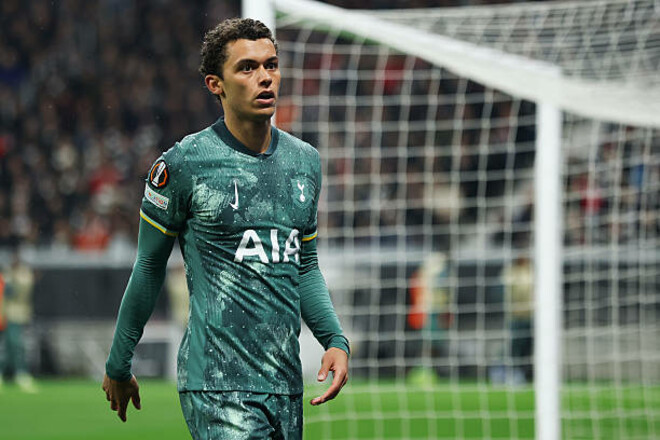 ВІДЕО. Не минуло й хвилини. Тоттенгем забив у ворота Буде-Глімта