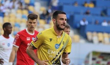 Рух – Кривбасс – 0:0. Дикое невезения Карабина. Видео голов и обзор матча