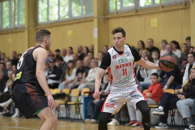 Ровно – Черкасские Мавпы. Смотреть онлайн. LIVE трансляция