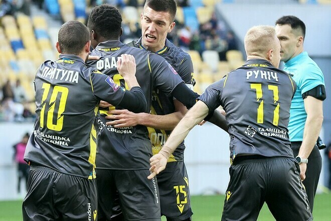 Кілька гравців Руха готувались до матчу з Кривбасом після травм