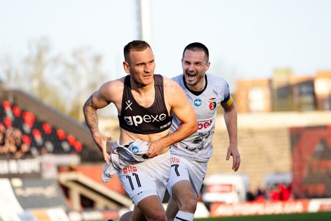 Стали известны стартовые составы на матч Верес – Оболонь