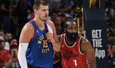 Yokich and the company are stepping on. Denver won clippers