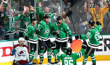 Плей-оф НХЛ. Хет-трик і драма у сьомому матчі першого раунду