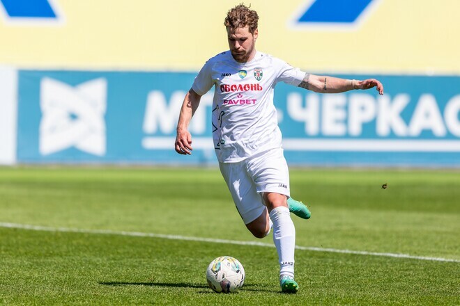 ВІДЕО. Тарануха сильним ударом у ближній кут вивів Оболонь уперед