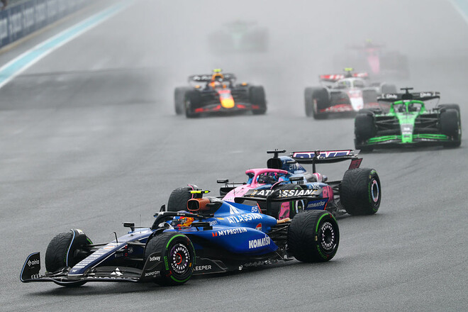 Антонеллі та Гаслі в очках. Судді покарали Рейсинг Буллз і Вільямс