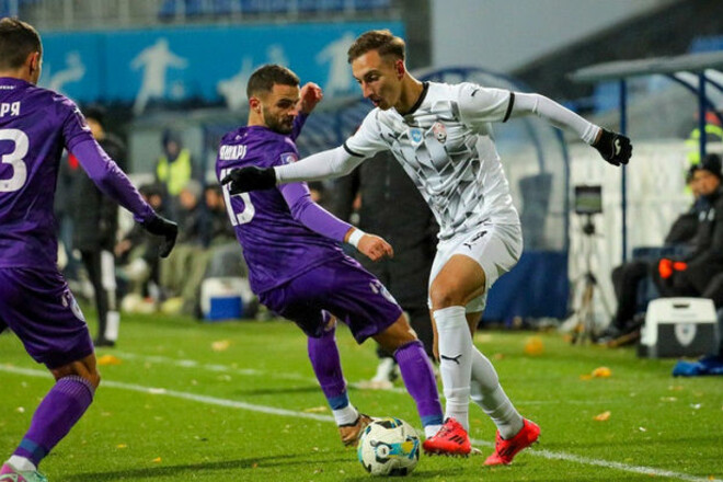 Стали відомі стартові склади матчу ЛНЗ та Зорі