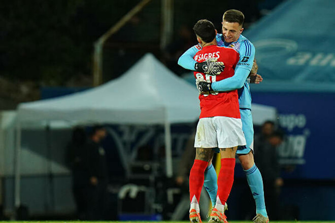 Отразил пенальти и принес победу. Оценка Трубина за матч против Эшторила