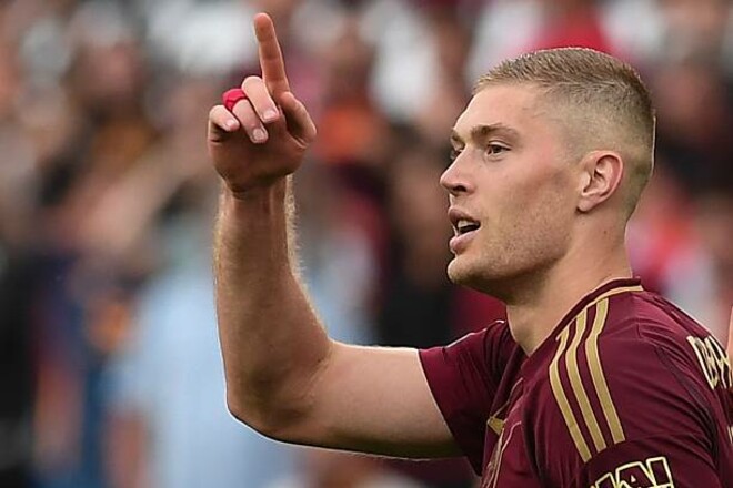 Есть только одно условие. Довбик на грани сенсационного ухода из Ромы