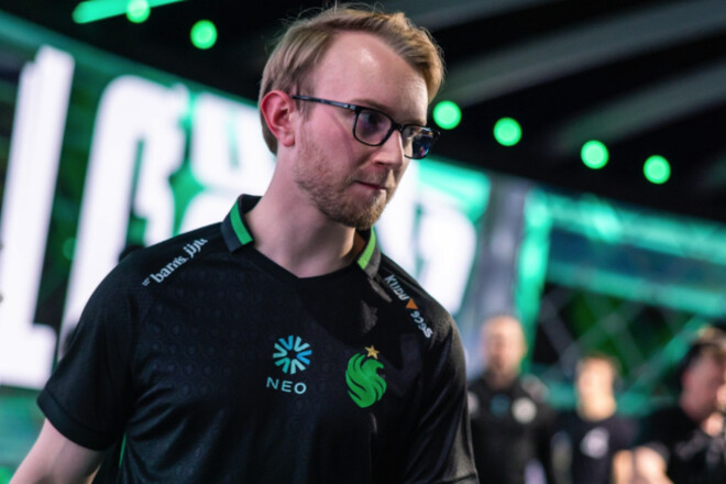 «Полный тильт». Игрок Falcons – после поражения в финале BLAST Rivals