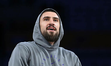 Генеральный менеджер Лейкерс рассказал, почему подписали Лэня