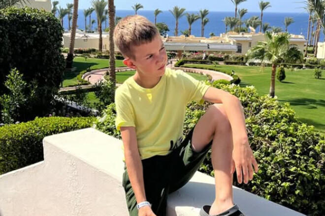 ВИДЕО. 12-летний украинец шокировал сеть прыжком на 3.9 метра 2 ВИДЕО. 12-летний украинец шокировал сеть прыжком на 3.9 метра