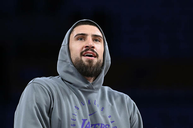 Генеральный менеджер Лейкерс рассказал, почему подписали Лэня