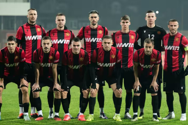 В Боснии президент клуба уволил тренера и всех футболистов. Кто сыграет?