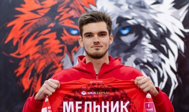 OFFICIALLY. Veres broke off cooperation with the central defender