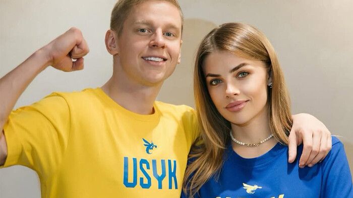 ФОТО. Як Олександр і Влада Зінченки підтримали Усика перед боєм