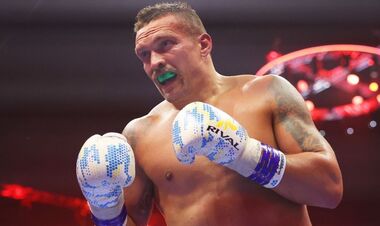 ВІДЕО. Усик провів фінальний ритуал перед мегабоєм-реваншем з Ф'юрі