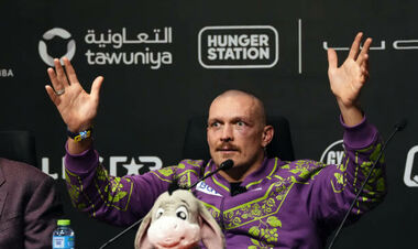 Усик розповів, що сказала йому його мати після реваншу з Ф'юрі