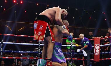 Usyk was suspended from boxing after a crazy rematch with Fury. The reason is known