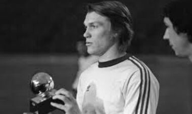 This is history. 49 years ago, the Golden Ball was won by a Ukrainian for the first time