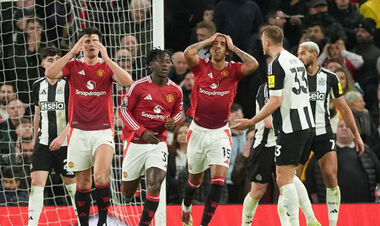 The fall of the Red Devils continues. Manchester United lost to Newcastle at home