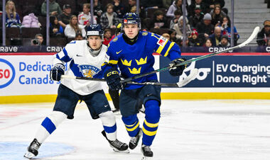 7 pucks and overtime. The first finalist of the World Youth Hockey Championship was determined