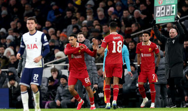 Terrible injury to the midfielder. Tottenham defeated Liverpool in the semifinals of the League Cup