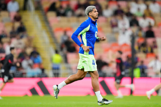 Перехватить трансфер у Ювентуса. Арсенал хочет купить центрбека Барселоны