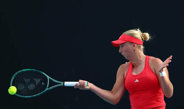 The seed's first loss at the Australian Open. The 30th racket flew out of the major