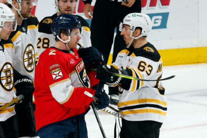 НХЛ. Победы Бостона и Вашингтона, поражения Питтсбурга и Вегаса