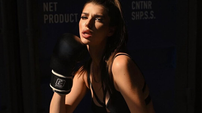 ФОТО. Невеста футболиста Шахтера разделась на камеру. Очень горячие кадры