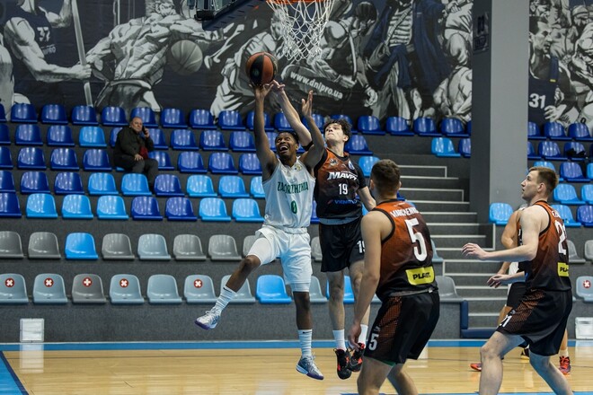 Запоріжжя несподівано розгромило Черкаських Мавп