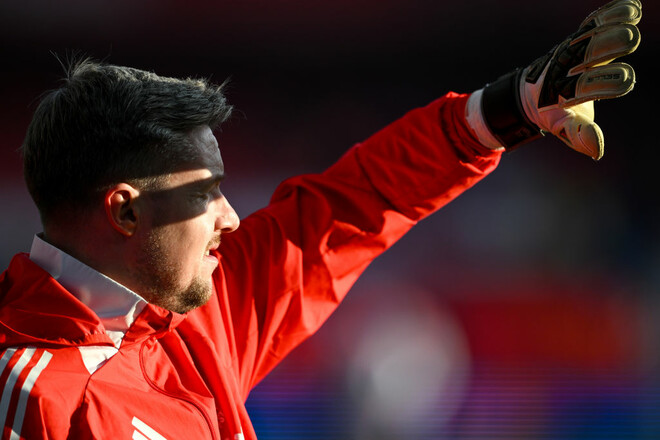 ОФІЦІЙНО. Ноттінгем підписав голкіпера, який не пустив Україну на мундіаль