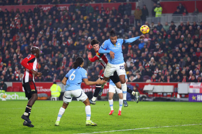 Ключевая статистика матча АПЛ 2024/25: Брентфорд – Манчестер Сити