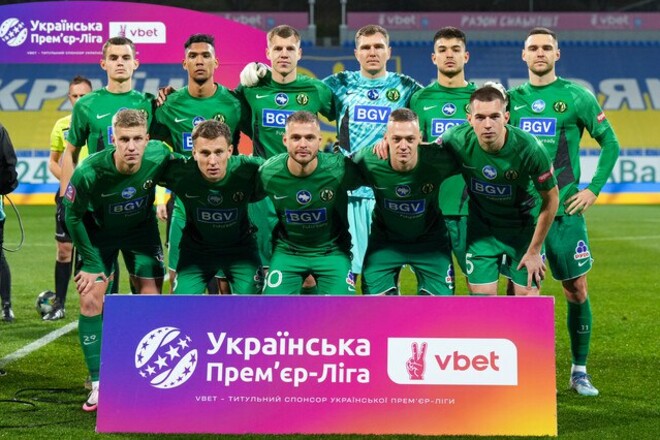 Стало известно, какая команда получила наибольше желтых карточек в УПЛ