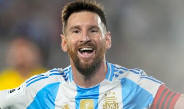 Messi named the best English player of all time. Not Lampard and Rooney