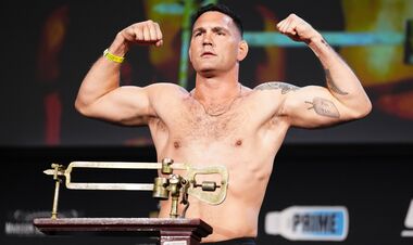 Провел 13 лет в организации. Бывший чемпион UFC завершил карьеру
