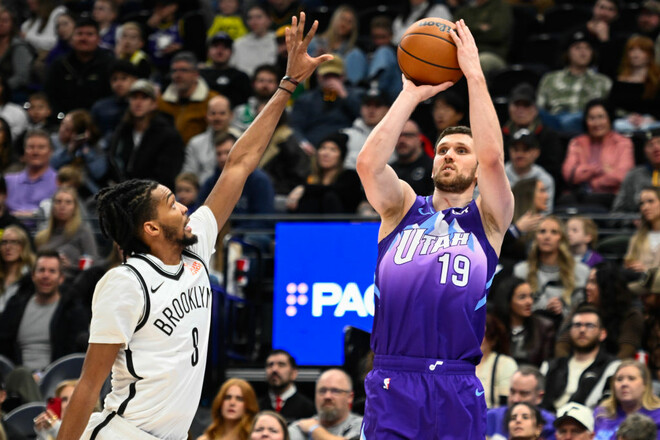 Михайлюк снова набрал 16 очков. Юта уступила Нью-Орлеану