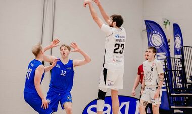 Дніпро розгромив Кривбас у регіональному дербі