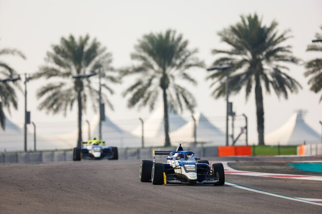 Гонка в Абу-Дабі. Ярослав Веселаго у 2025 FRMEC. Дивитися онлайн LIVE