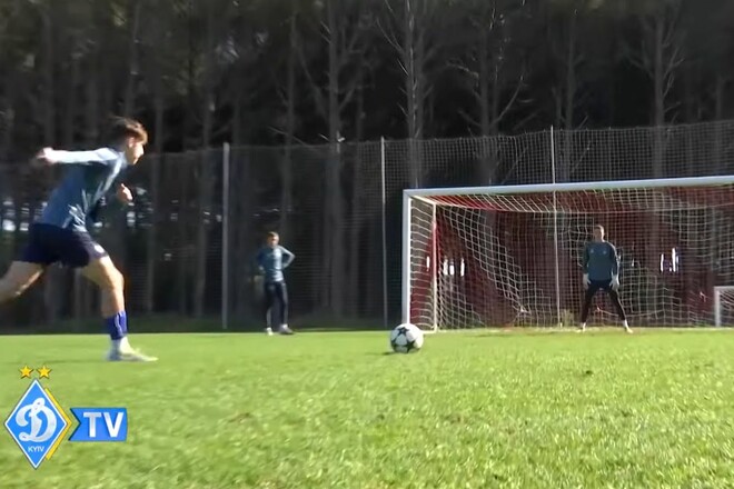 ВИДЕО. Как в Динамо U-19 отрабатывают удары с 11-метровой отметки