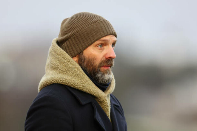 Признавался тренером года. Соперник сборной Украины сменил наставника